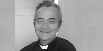 sacerdote en Chiapas