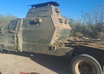 vehículo con blindaje artesanal en Reynosa