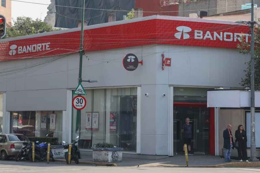 ¿Qué días cerrarán los bancos durante la Semana Santa 2026 en Nuevo León