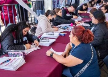 ¿Quiénes pueden solicitar la pensión para las 'Jefas de Familia' y cuánto recibirán?