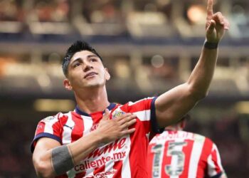 Alan Pulido lanza un emotivo mensaje tras su sorpresiva salida de Chivas