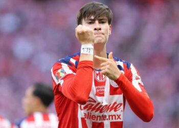 Armando ‘Hormiga’ González desmiente los rumores sobre su salida a Europa