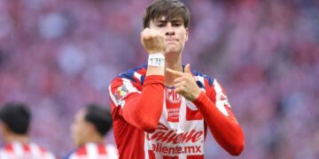 Armando ‘Hormiga’ González desmiente los rumores sobre su salida a Europa
