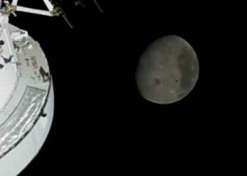 Artemis II supera récord histórico y alcanza la distancia más lejana de la Tierra