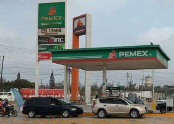 Aumentan subsidios a gasolinas y diésel en México ante crisis global