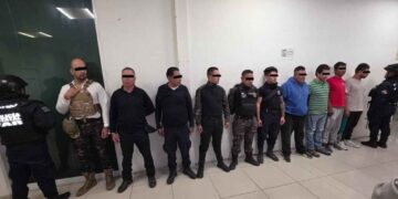 Cae el jefe policial de Jilotzingo y nueve hombres por robo en el Estado de México