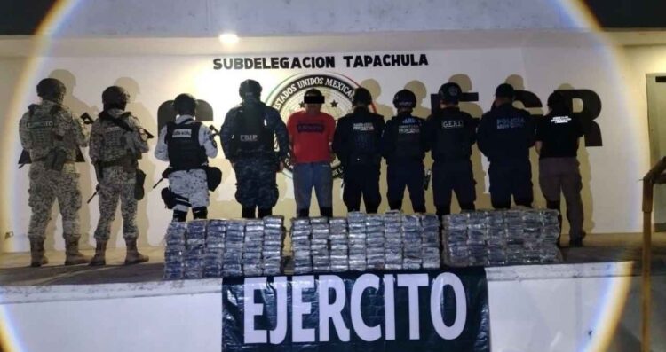 Cae hombre con gran cargamento de drogas en Tapachula, Chiapas