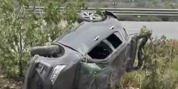 tráiler camioneta Monterrey - Saltillo