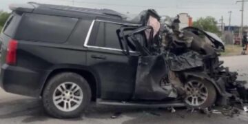 Camioneta y tráiler protagonizan accidente en Matamoros, Tamaulipas