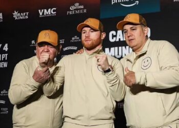 Canelo Álvarez David Benavidez