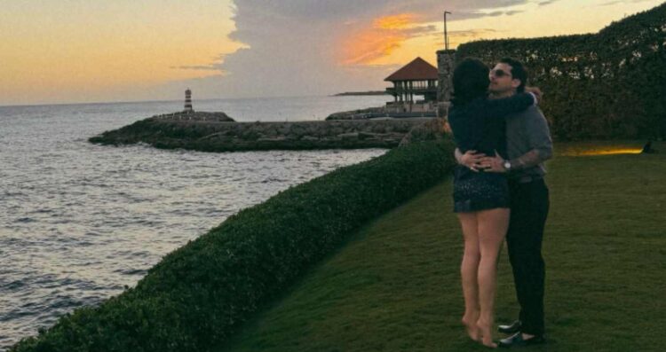 Christian Nodal comparte foto de sus vacaciones junto a Ángela Aguilar
