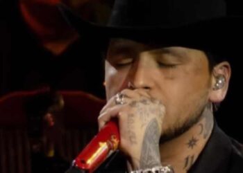 Christian Nodal reaparece en Aguascalientes, pero sin Ángela Aguilar