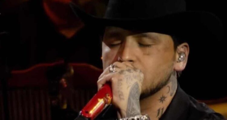 Christian Nodal reaparece en Aguascalientes, pero sin Ángela Aguilar