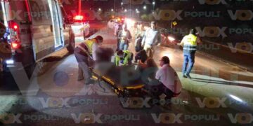 Ciclista sufre accidente por gravilla en bulevar de Ciudad Victoria, Tamaulipas