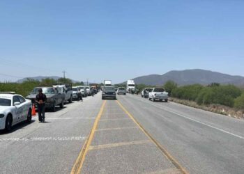 Colisión de tráileres provoca el cierre de la Carretera Federal 101 en Tula, Tamaulipas