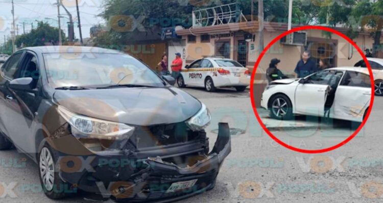 Conductor aparatoso accidente en Victoria