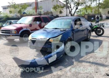 Conductor olvida hacer alto y provoca fuerte choque en Ciudad Victoria, Tamaulipas