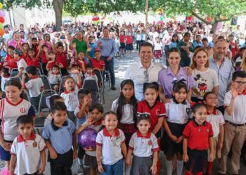 Día del Niño y de la Niña Victoria
