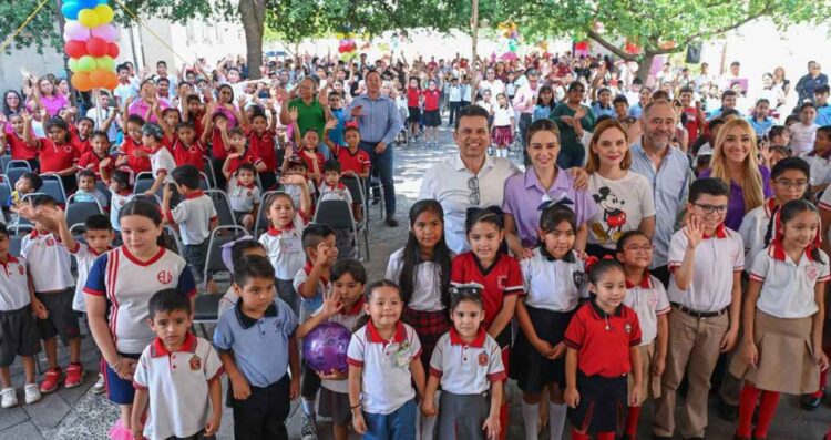 Día del Niño y de la Niña Victoria