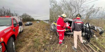 Dos mujeres resultan lesionadas tras volcadura en Montemorelos, Nuevo León