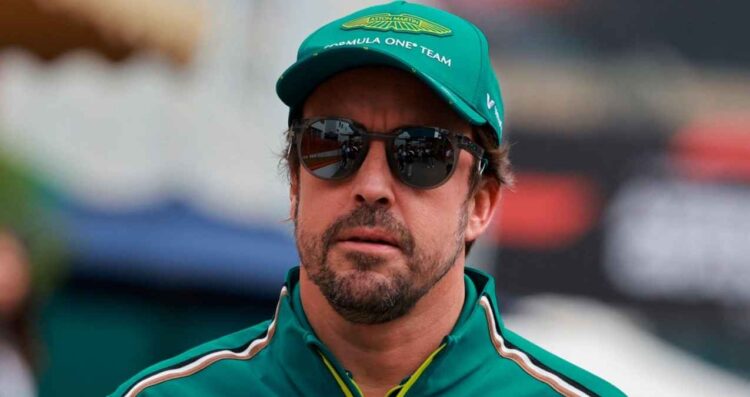 Fernando Alonso lucha contra las fallas de su monoplaza en la Fórmula 1