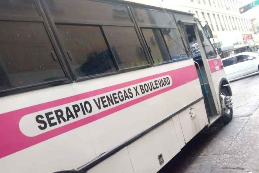 Guillermina Arriaga exige a choferes de transporte público cumplir rutas completas en Tampico, Tamaulipas