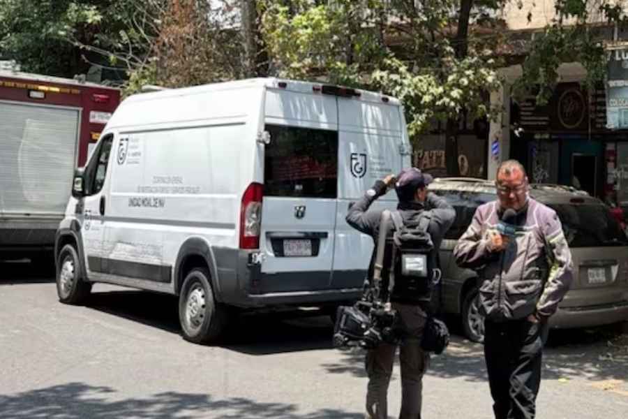 Hallan a mujer sin vida dentro de departamento en la Ciudad de México