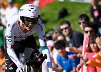 Isaac del Toro comparte un emotivo mensaje tras su retiro en la Itzulia Basque Country 2026