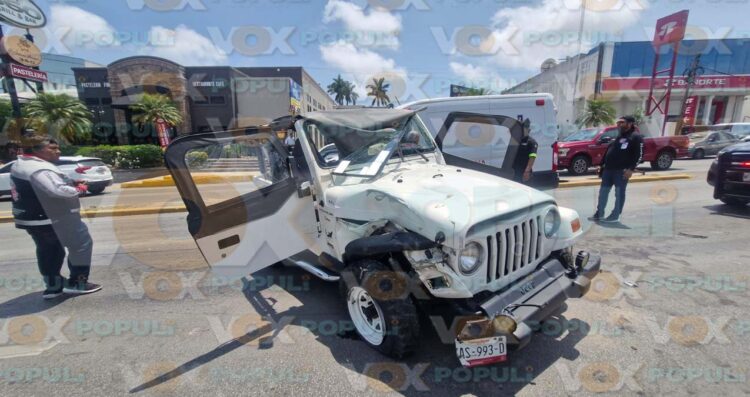 Jeep vuelca en plena prolongación de la Avenida Hidalgo en Tampico, Tamaulipas