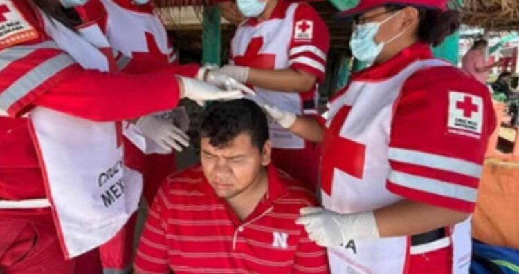 Joven de Reynosa sufre accidente al bajar de un camión en la playa de Matamoros, Tamaulipas