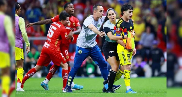 Karen Díaz arbitraje América