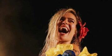 Karol G hace historia en Coachella y rinde homenaje a la cultura latina