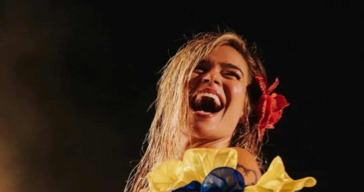Karol G hace historia en Coachella y rinde homenaje a la cultura latina