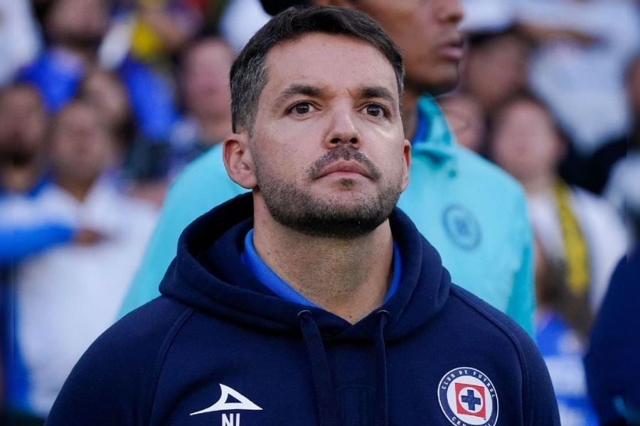 Larcamón fracaso Cruz Azul