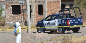 Localizan dos cuerpos sin vida con huellas de violencia en León, Guanajuato