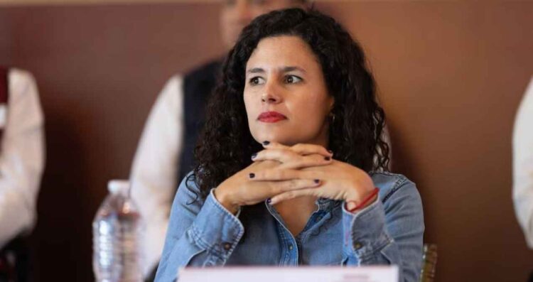 Luisa María Alcalde Consejería Jurídica