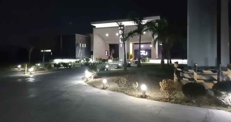 Masculino pierde la vida dentro de una habitación de un motel de Cadereyta, Nuevo León