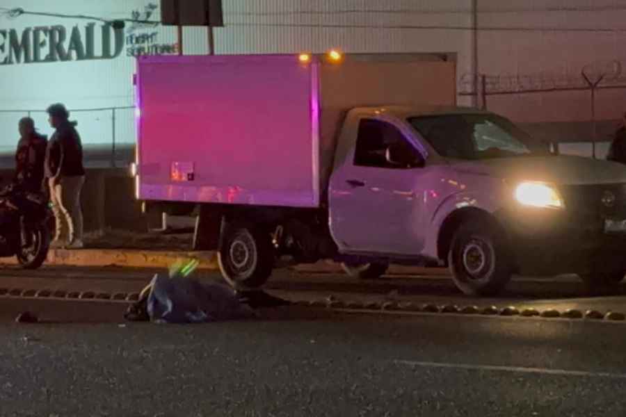 Motociclista pierde la vida tras sufrir aparatosos accidente en la Carretera a Laredo en Ciénega de Flores, NL