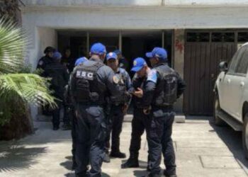 Mujer pierde la mano tras fuerte explosión por pólvora en la alcaldía Cuauhtémoc de CDMX