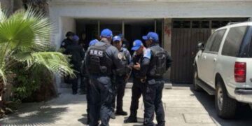 Mujer pierde la mano tras fuerte explosión por pólvora en la alcaldía Cuauhtémoc de CDMX