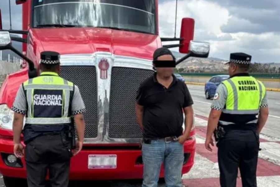 Operativo deja un detenido y 66 mil litros de huachicol asegurados en el Estado de México