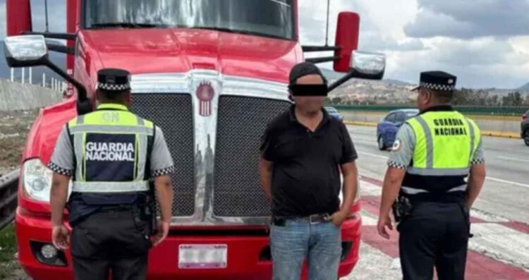 Operativo deja un detenido y 66 mil litros de huachicol asegurados en el Estado de México
