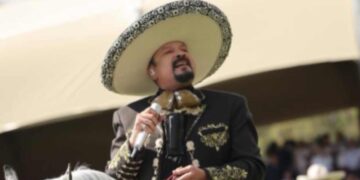Pepe Aguilar prensente en Longines Global Champions Tour México 2026 (2)