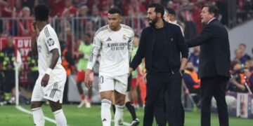 Real Madrid analiza opciones para el banquillo tras la eliminación en la Champions