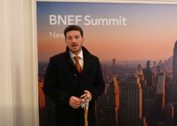 Samuel García resalta las fortalezas de Nuevo León para el sector energético