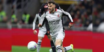 Santiago Gimenez lesión Milan