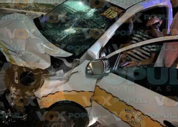 Taxista resulta herido tras chocar contra la parte trasera de un tráiler en Altamira, Tamaulipas