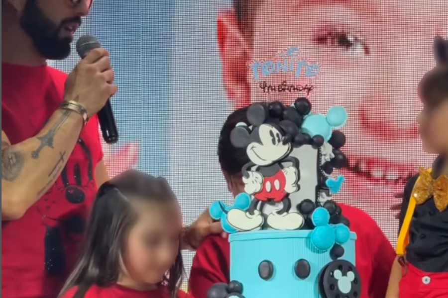 Toñito, hijo de Poncho De Nigris y Marcela Mistral, celebra sus 4 años con una fiesta de Mickey Mouse