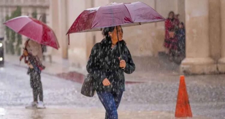 Vienen lluvias intensas frío extremo