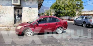 Tras omitir alto, conductor protagoniza fuerte choque en Ciudad Victoria, Tamaulipas